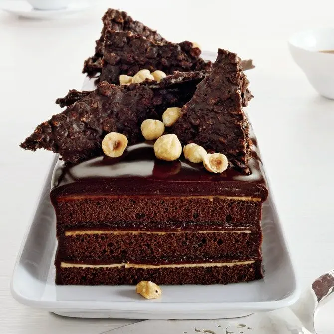 Chocolate Hazelnut Crunch Cake (6”)